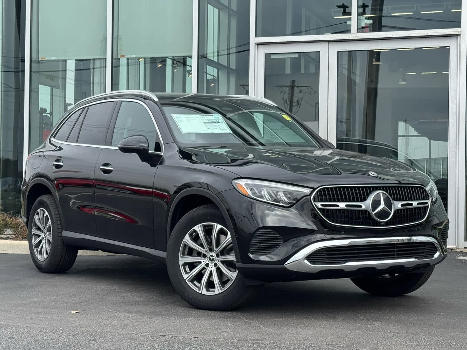 2026 Mercedes-Benz GLC Base's photo