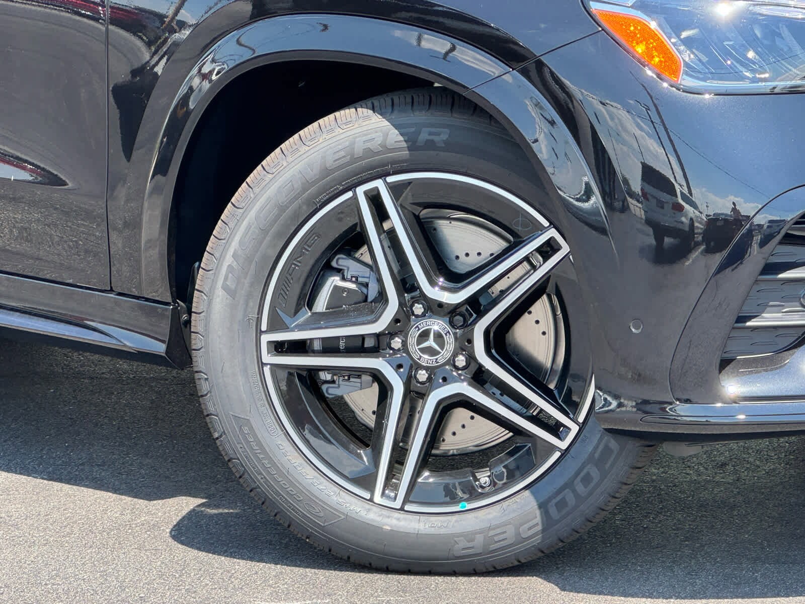 2026 Mercedes Benz GLE 350 4MATIC photo 2