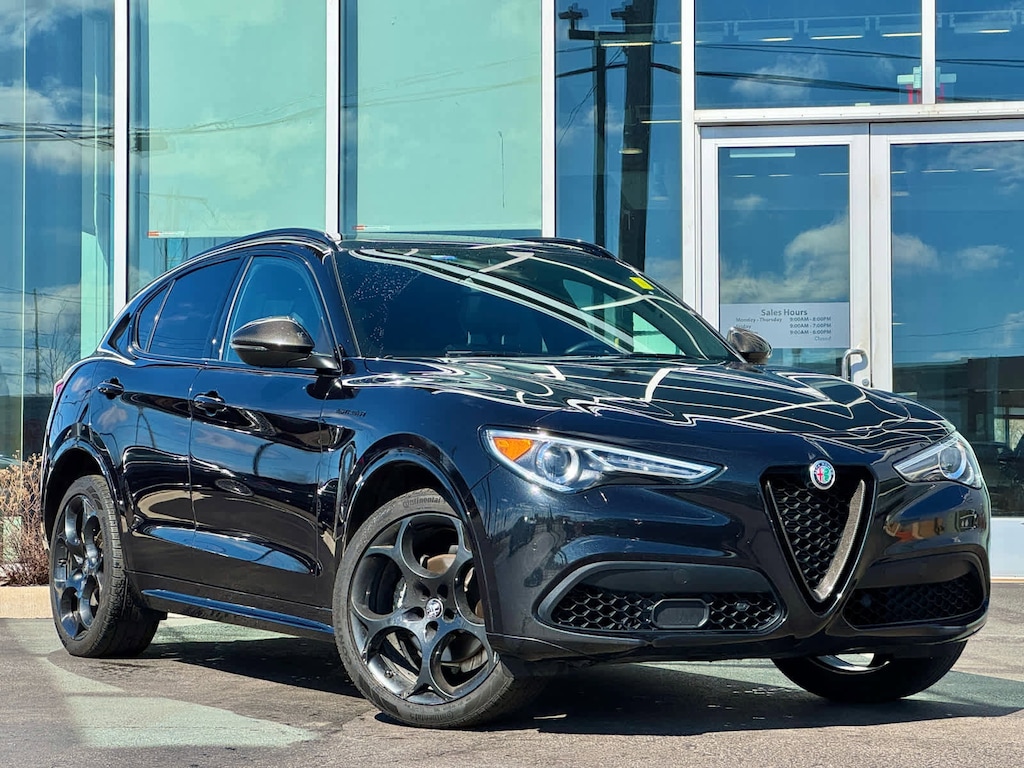 Used 2023 Alfa Romeo Stelvio Ti SUV