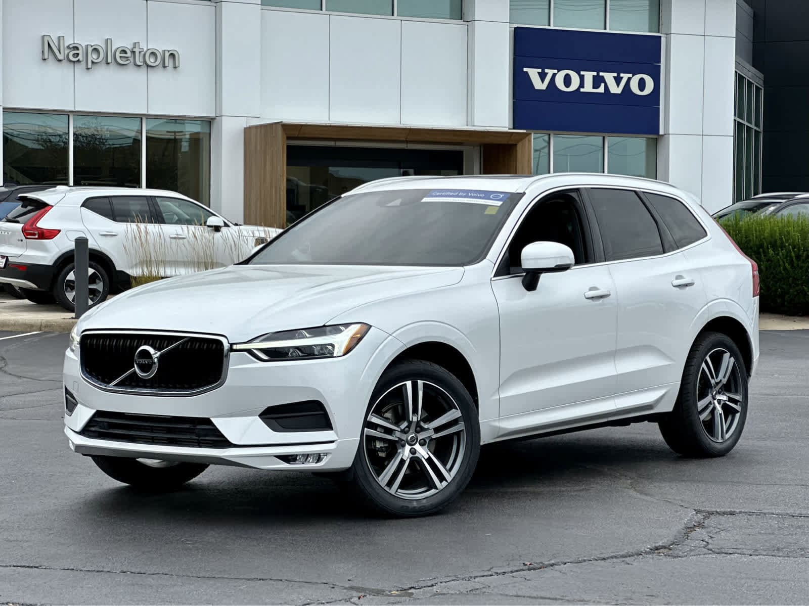 Used 2021 Volvo XC60 Momentum with VIN YV4102RK1M1755417 for sale in Schererville, IN