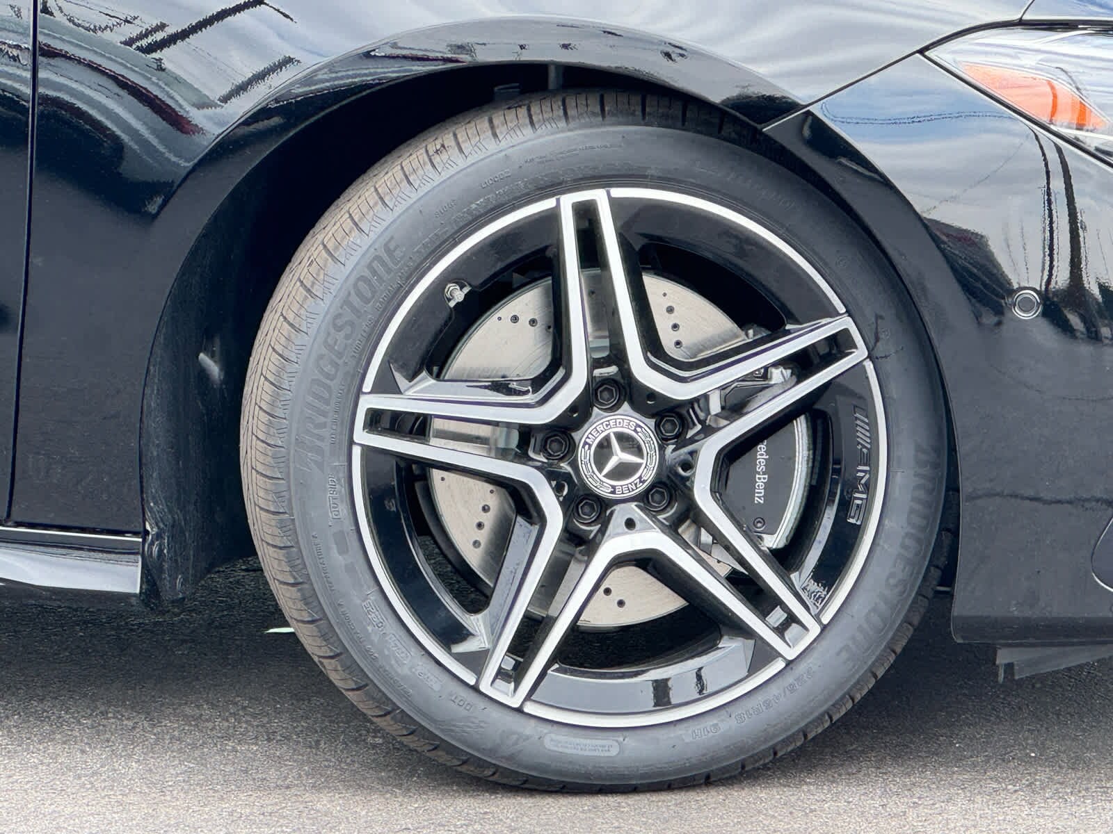 2025 Mercedes Benz CLA 250 4MATIC photo 2