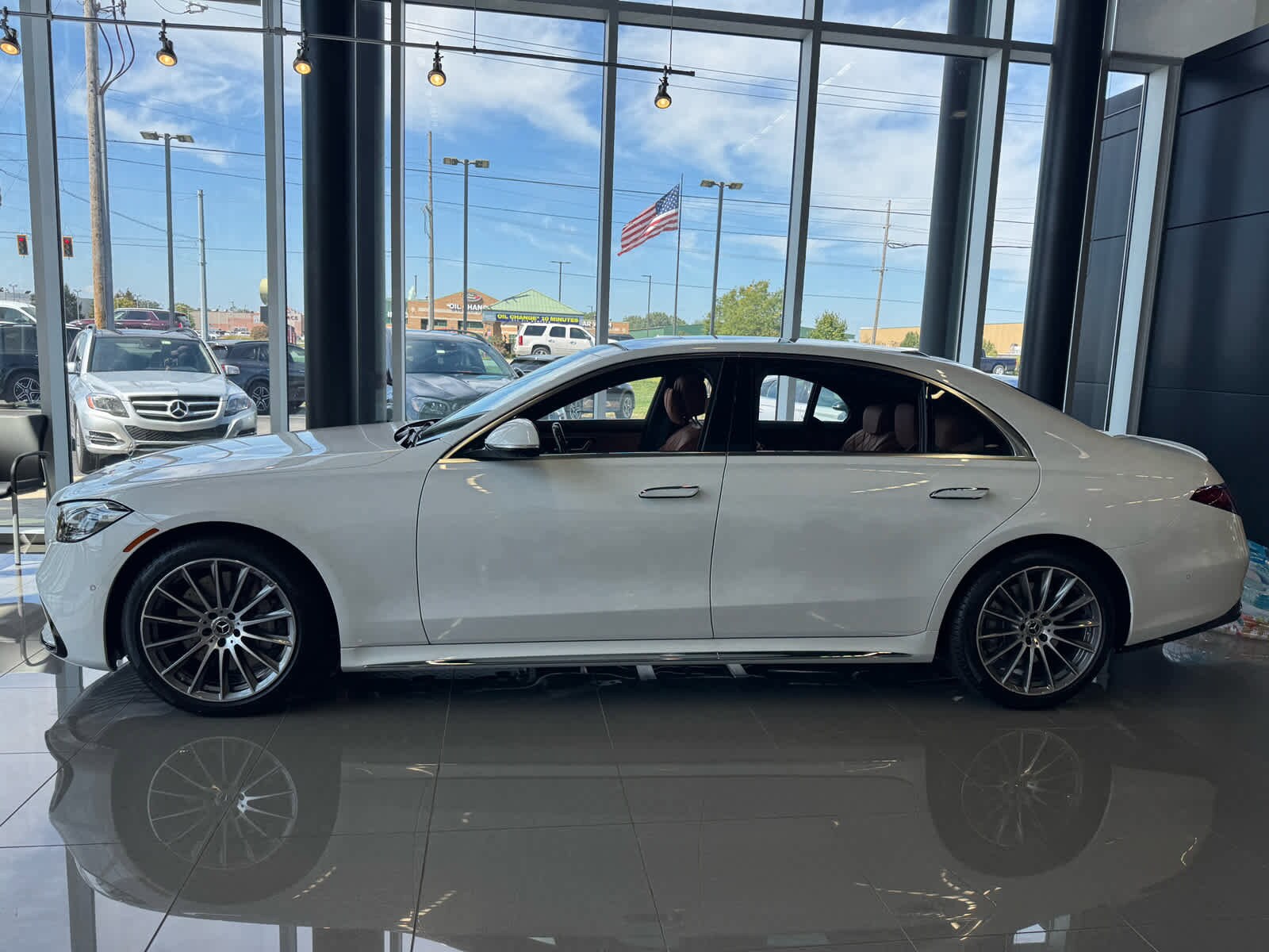 2026 Mercedes Benz S 580 4MATIC photo 3