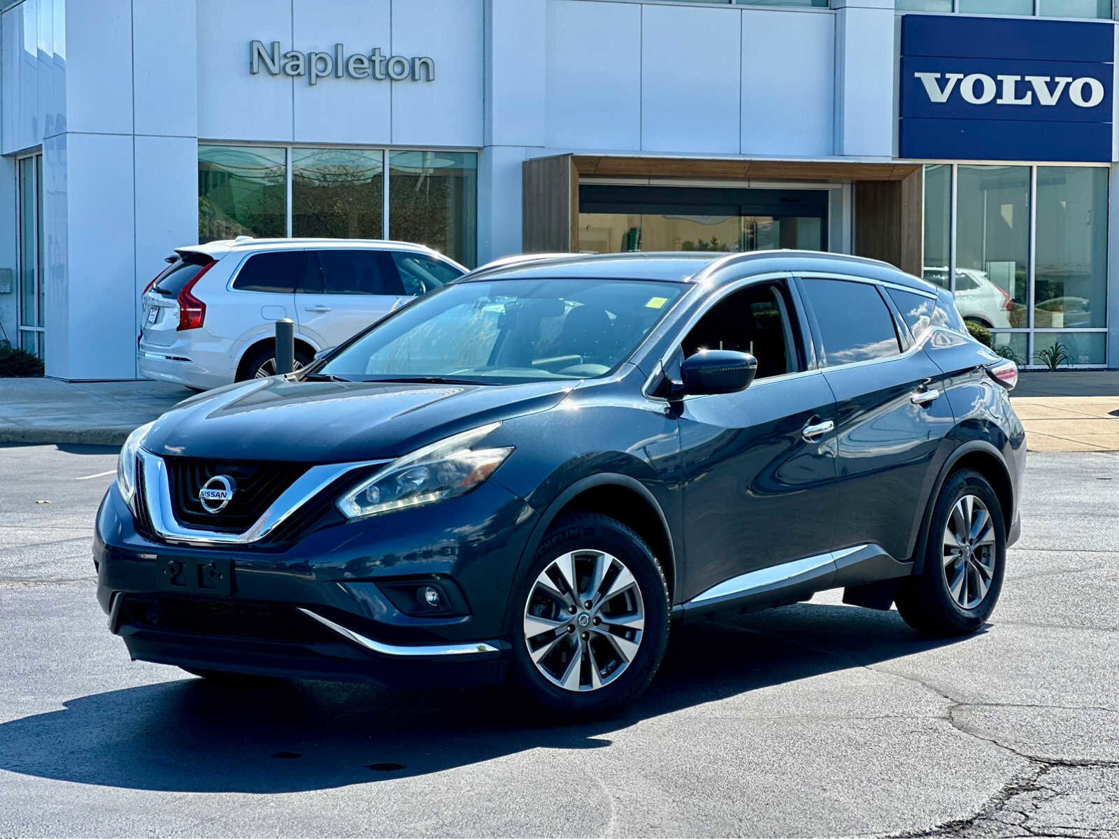 Used 2018 Nissan Murano SV with VIN 5N1AZ2MG0JN119664 for sale in Schererville, IN