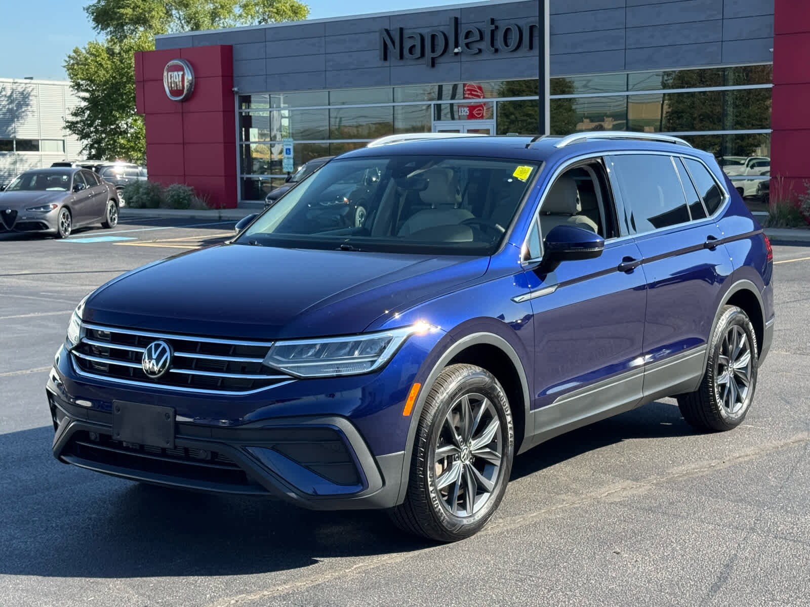 2022 Volkswagen Tiguan SE photo 3