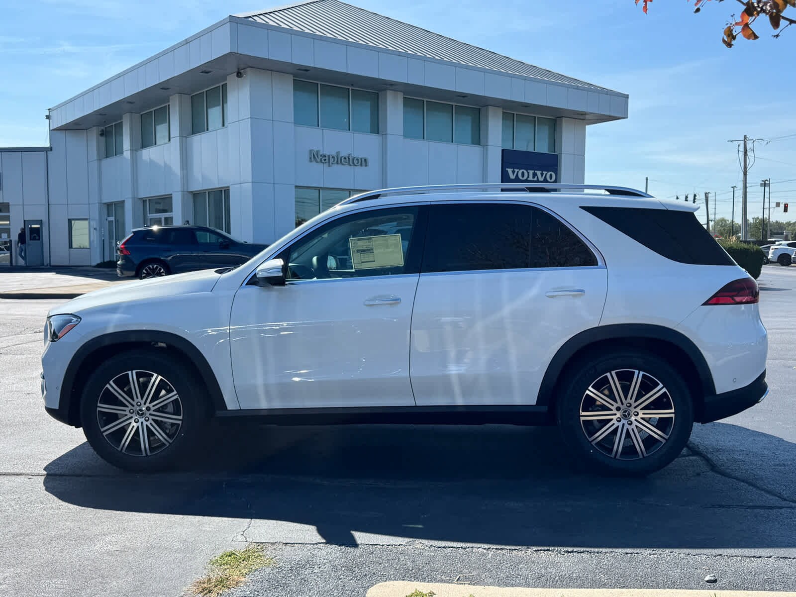 2026 Mercedes Benz GLE 350 4MATIC photo 3