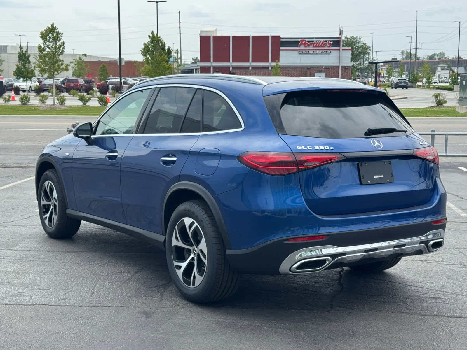 2025 Mercedes Benz GLC 350e 4MATIC photo 4
