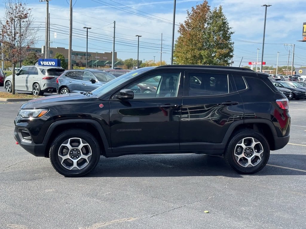 Used 2022 Jeep Compass Trailhawk SUV