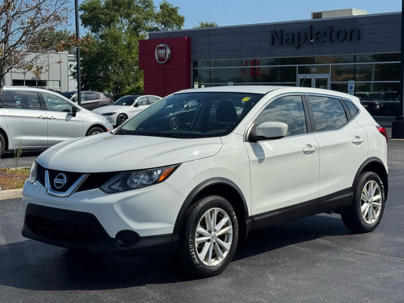 2018 Nissan Rogue Sport S photo 4