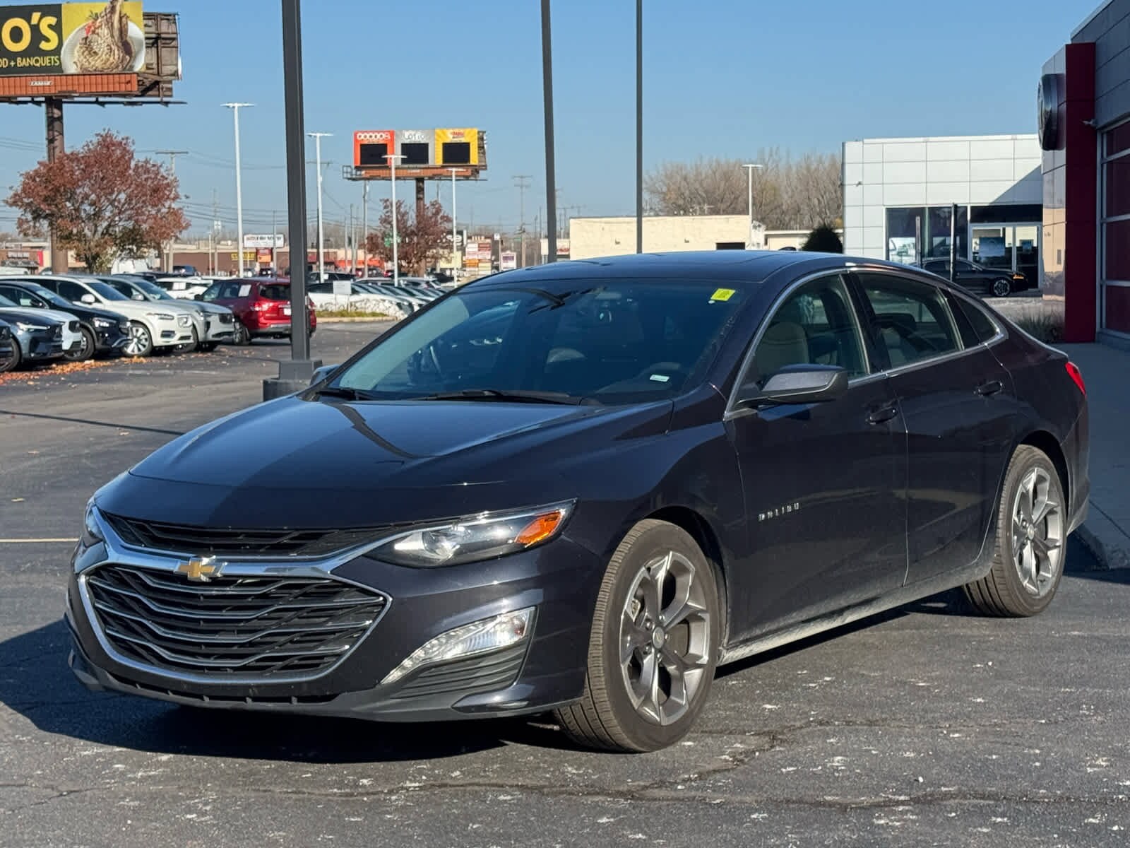 2023 Chevrolet Malibu 1LT photo 3