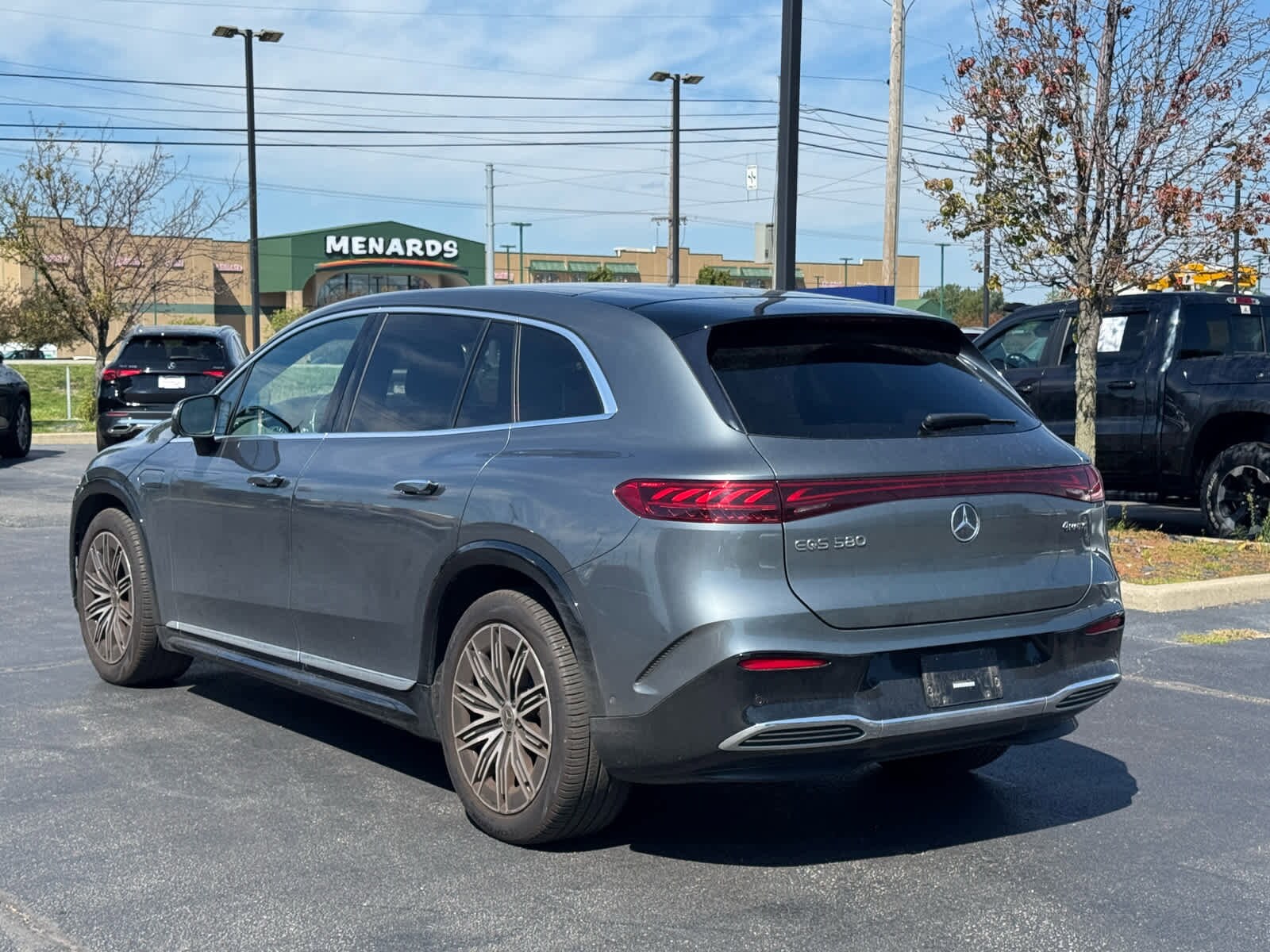 2023 Mercedes Benz EQS SUV 580 4MATIC photo 4