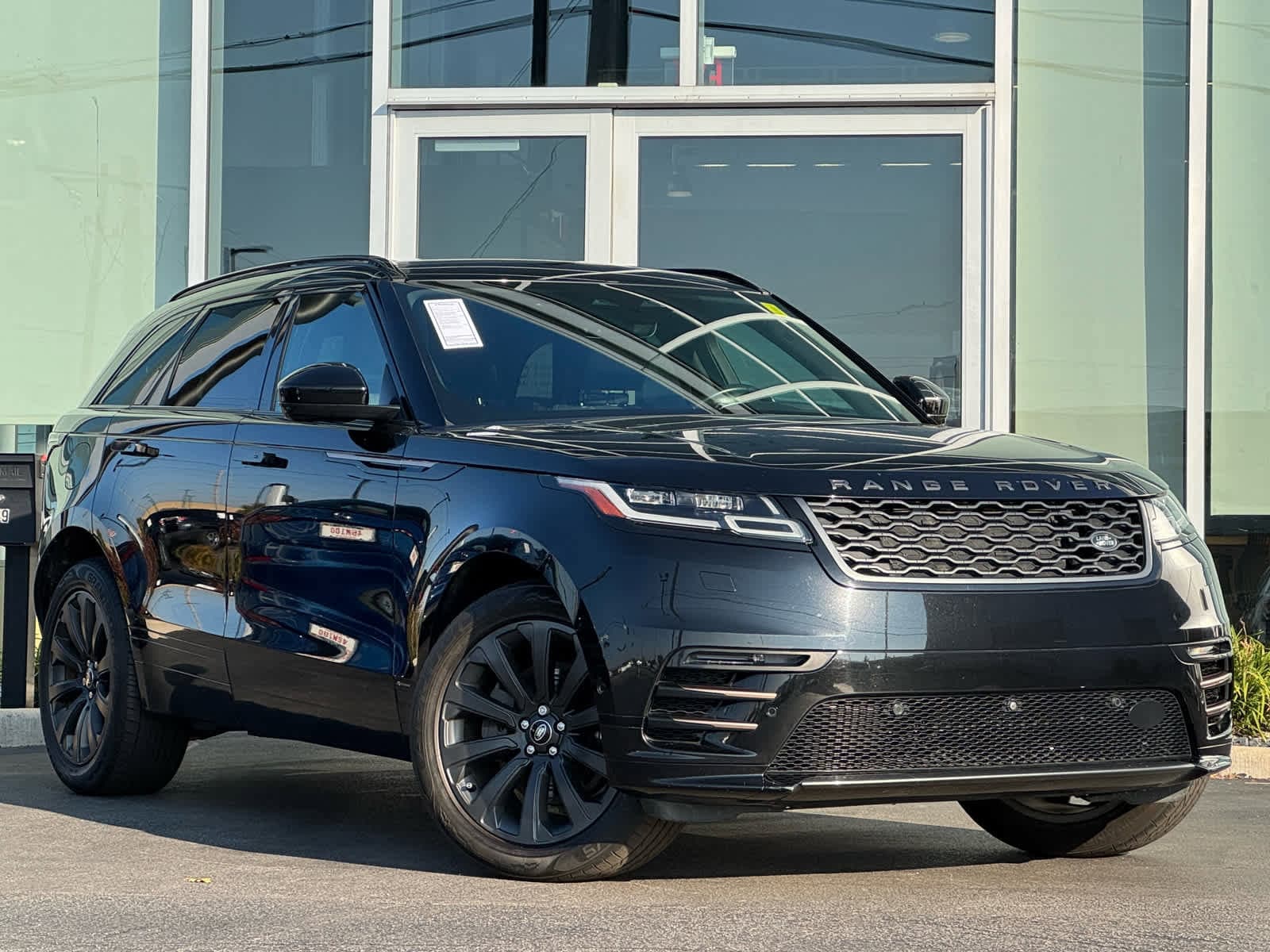 2021 Land Rover Range Rover Velar S's photo