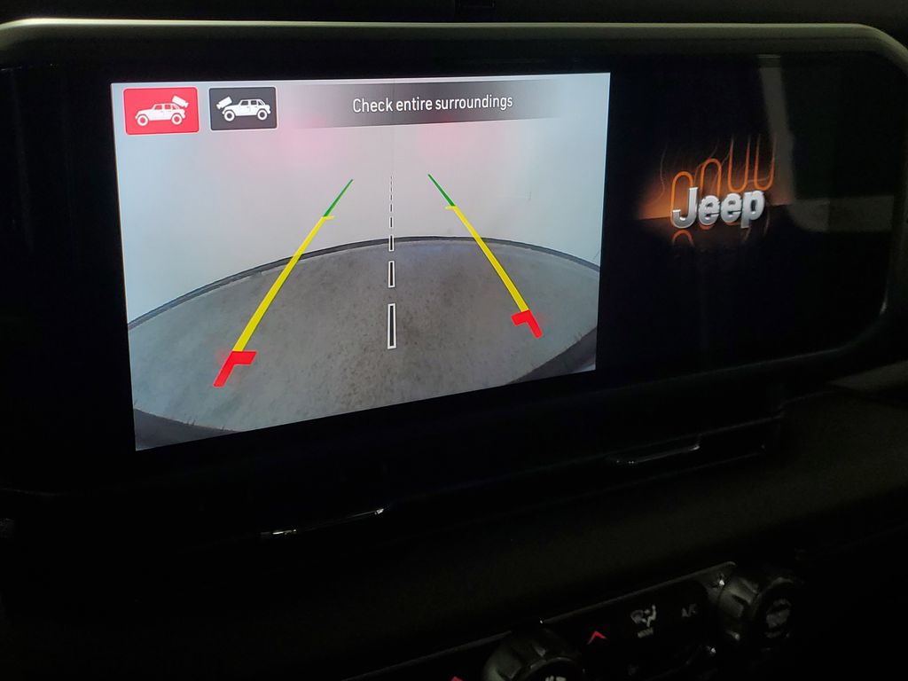 2026 Jeep Wrangler 4-Door Sahara - Photo 19