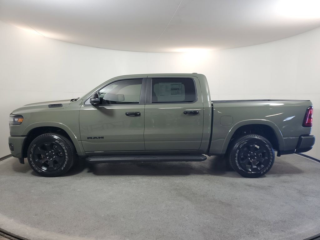 New 2026 Ram 1500 BIG HORN CREW CAB 4X2 5'7 BOX Pickup
