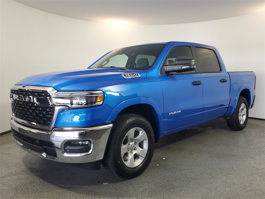 2025 Ram 1500 Big Horn photo 3