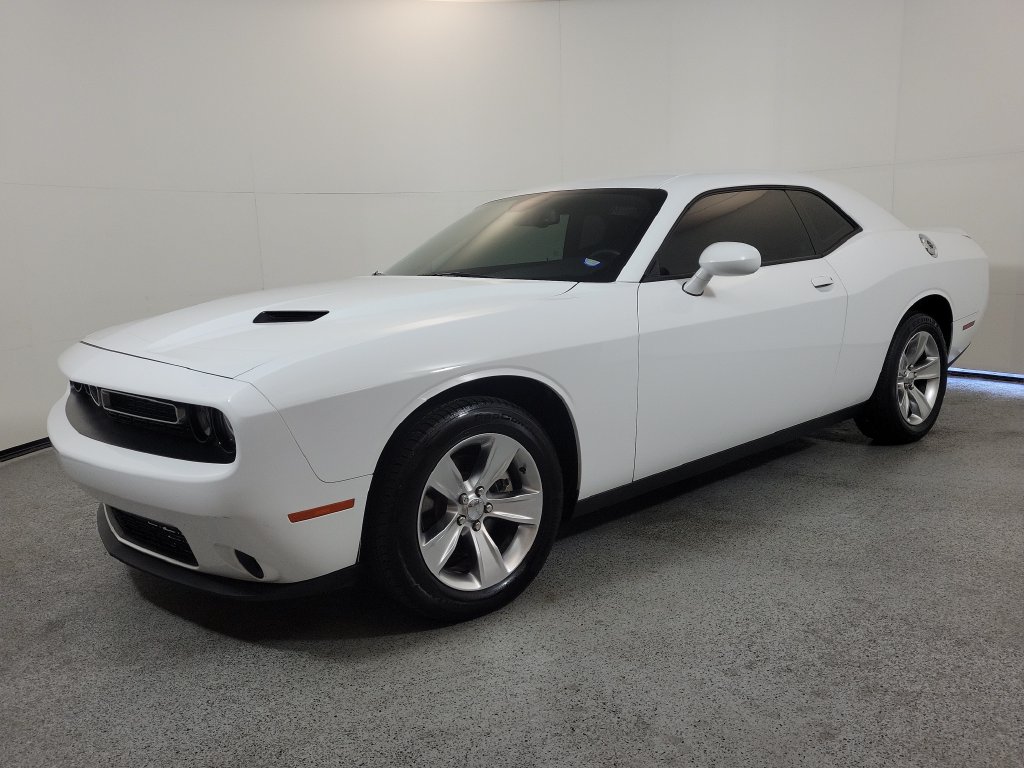 Used 2021 Dodge Challenger SXT Coupe