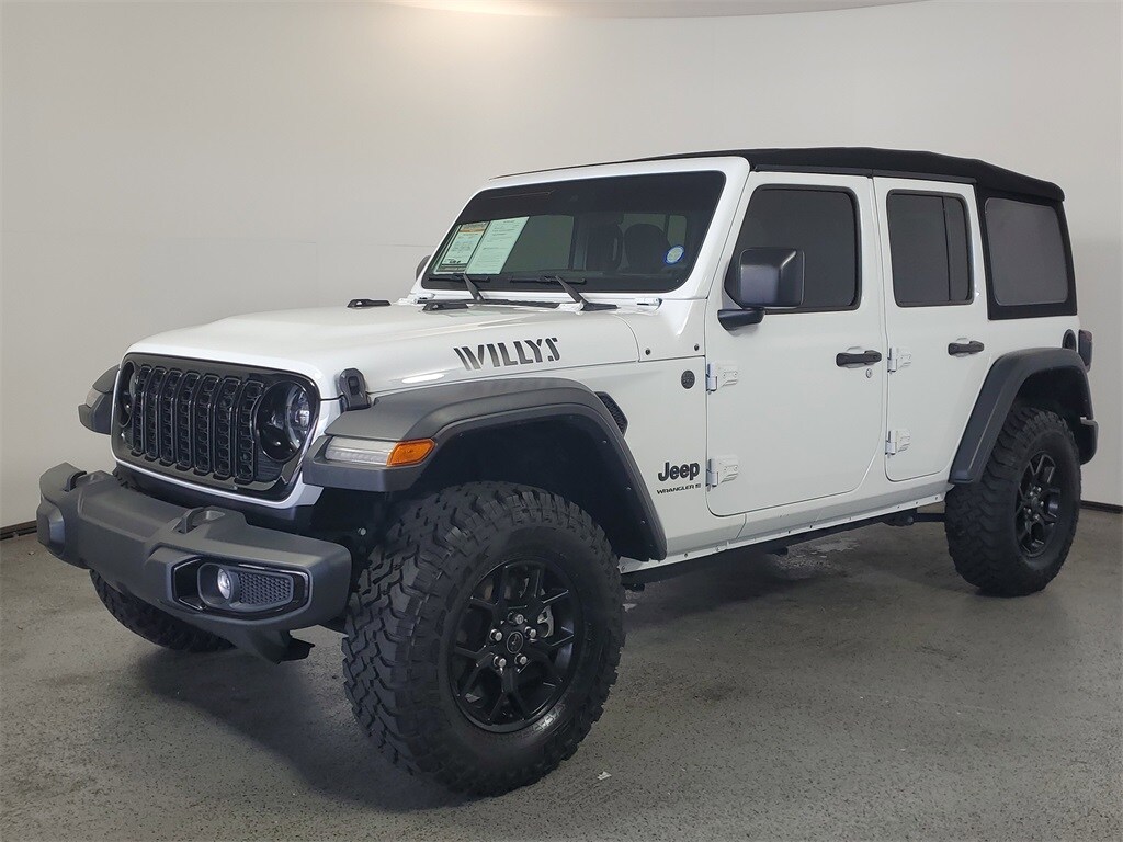 2024 Jeep Wrangler Willys photo 3