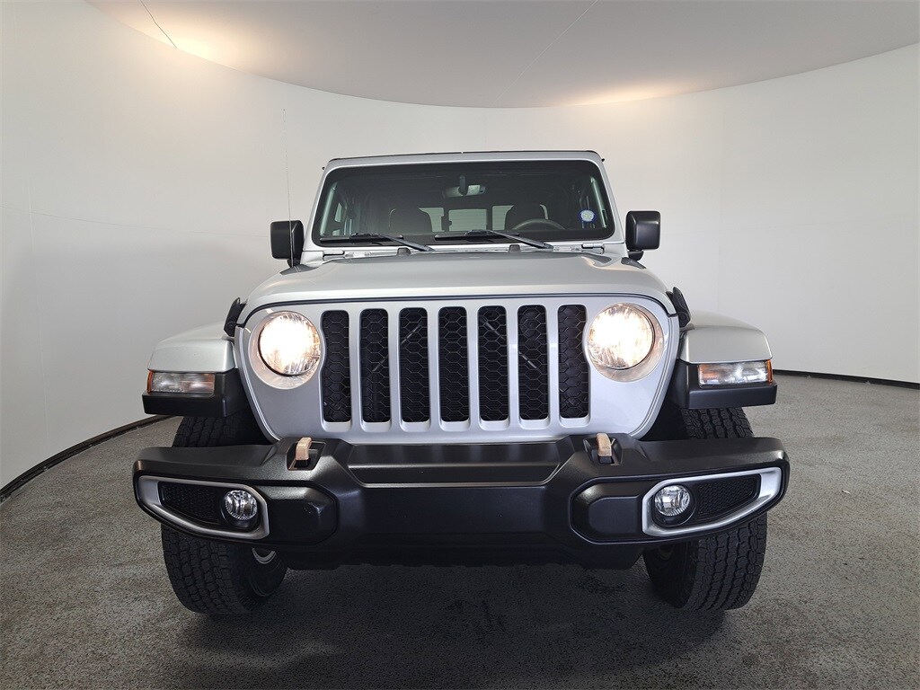 2023 Jeep Gladiator Sport photo 2