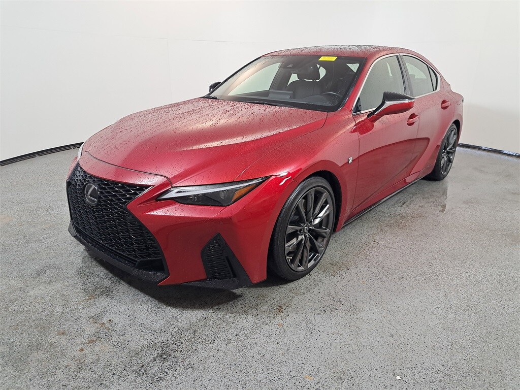2022 Lexus IS 350 F SPORT photo 3
