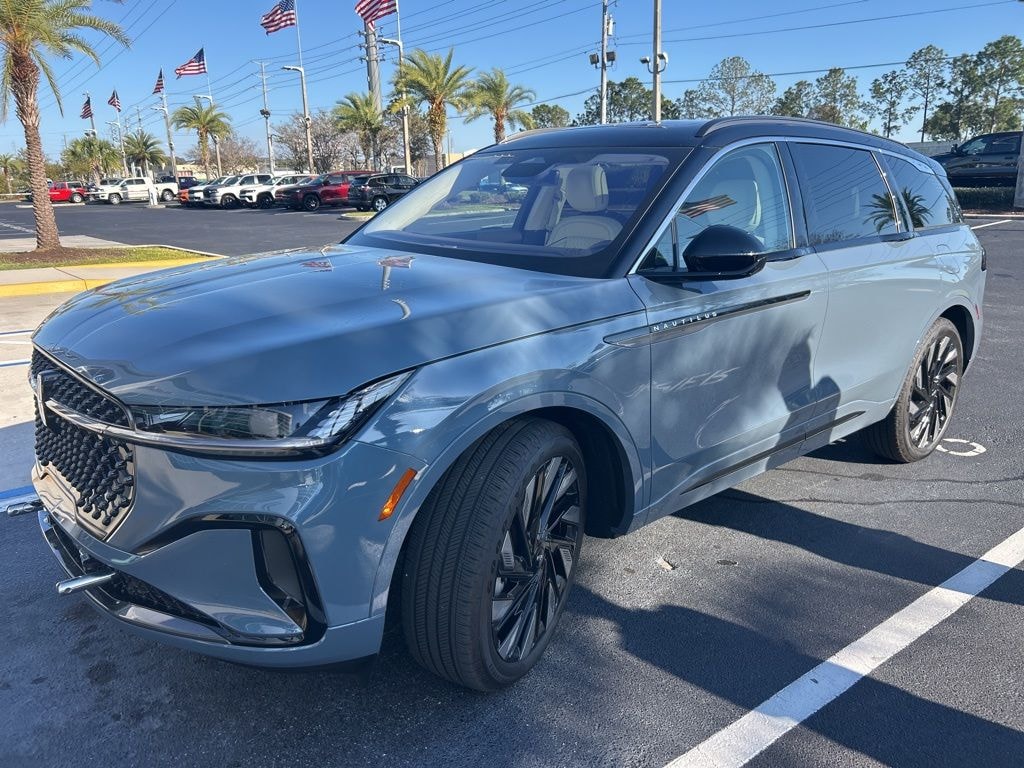 Used 2025 Lincoln Nautilus Black Label SUV