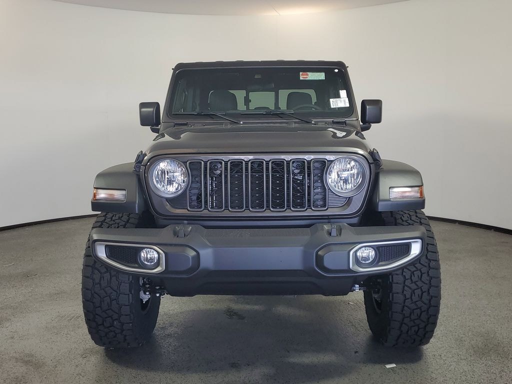 New 2025 Jeep Gladiator SPORT S 4X4 Pickup