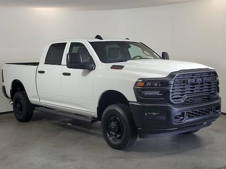 2026 Ram 2500 TRADESMAN CREW CAB 4X4 6'4 BOX Pickup