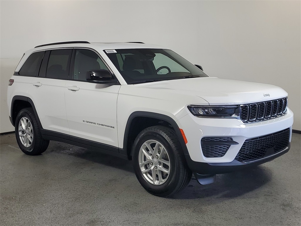 2025 Jeep Grand Cherokee LAREDO X 4X2