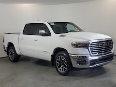 2026 Ram 1500 LARAMIE CREW CAB 4X4 5'7 BOX Pickup