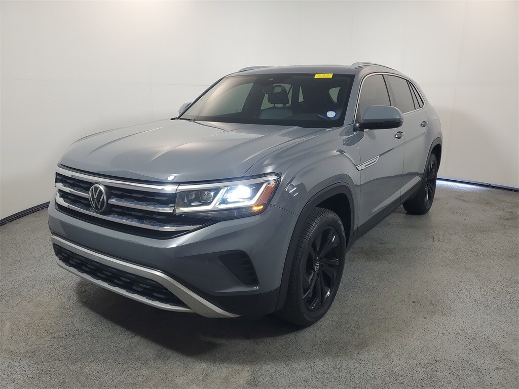 2021 Volkswagen Atlas Cross Sport V6 SEL photo 2