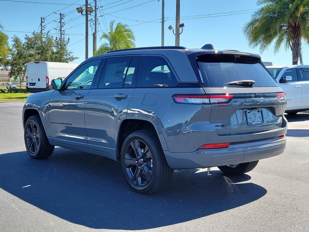 New 2027 Jeep Grand Cherokee 2 Row LIMITED 4X4 Sport Utility