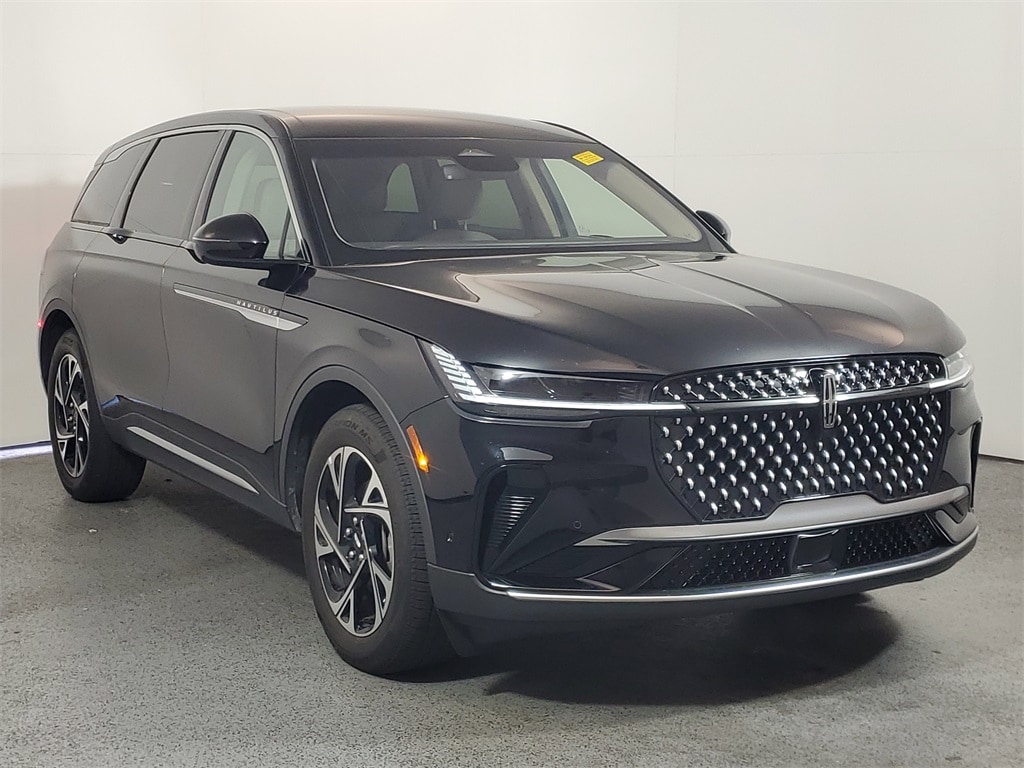 2024 Lincoln Nautilus Premiere's photo