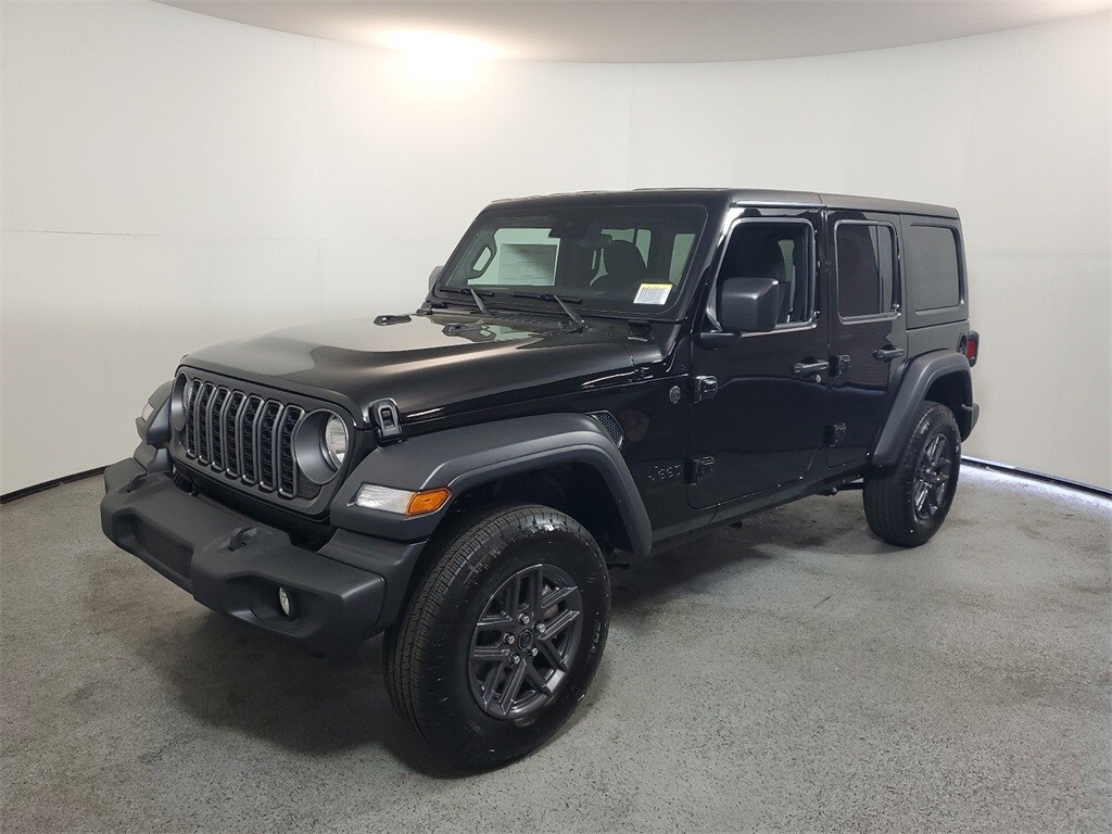 2025 Jeep Wrangler Sport S photo 3