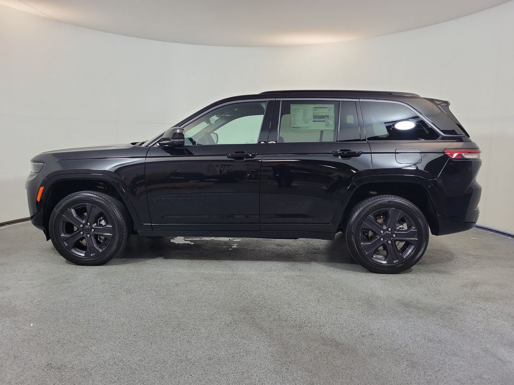 New 2027 Jeep Grand Cherokee 2 Row LIMITED 4X4 Sport Utility