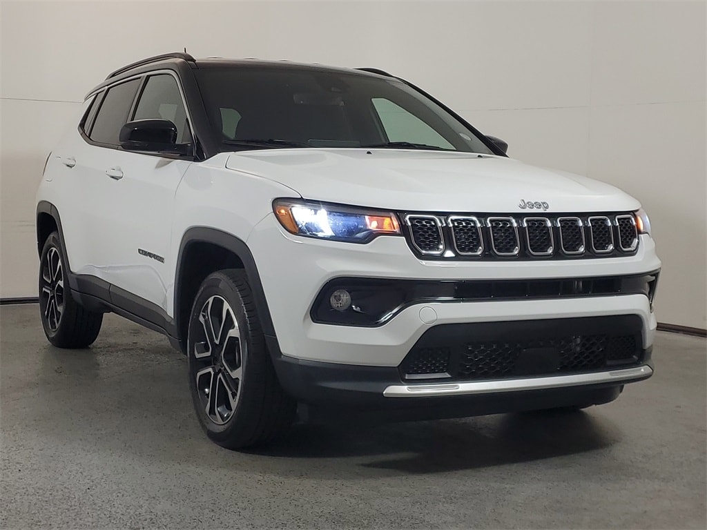 2023 Jeep Compass Limited's photo