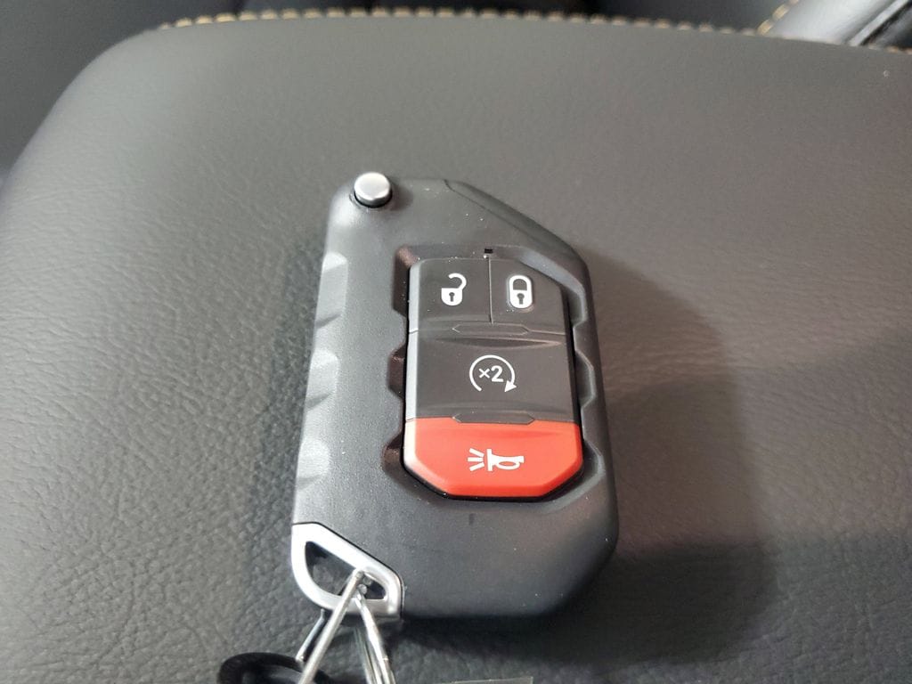 2026 Jeep Wrangler 4-Door Sahara - Photo 27