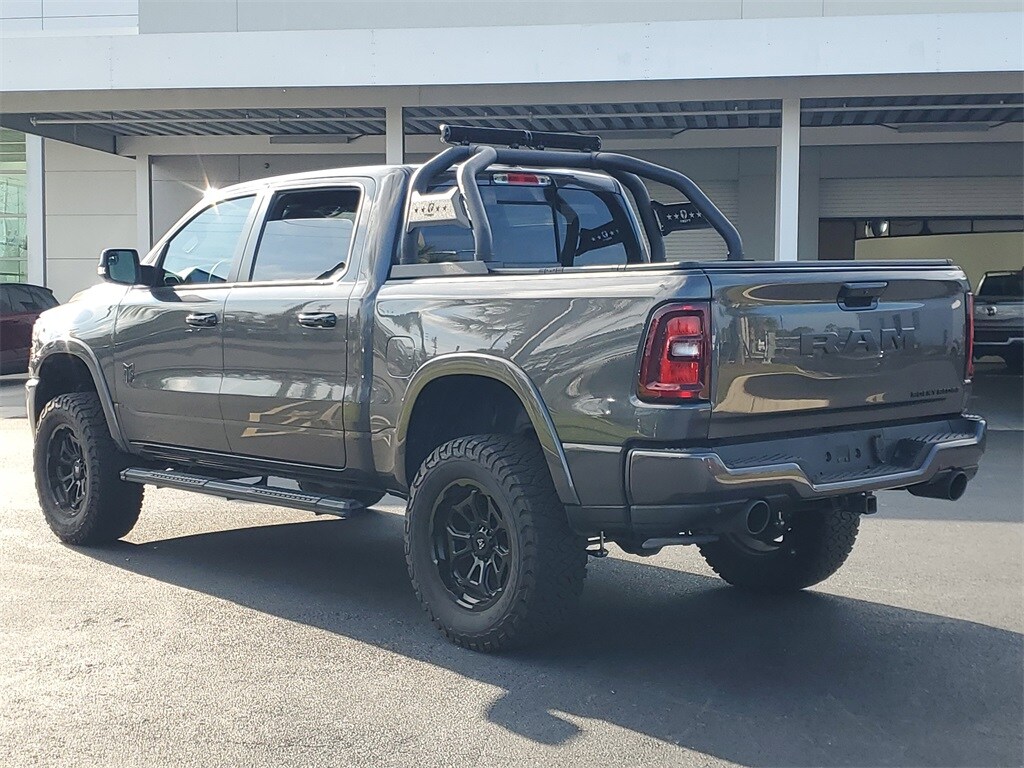 2025 Ram 1500 Big Horn Lone Star photo 3