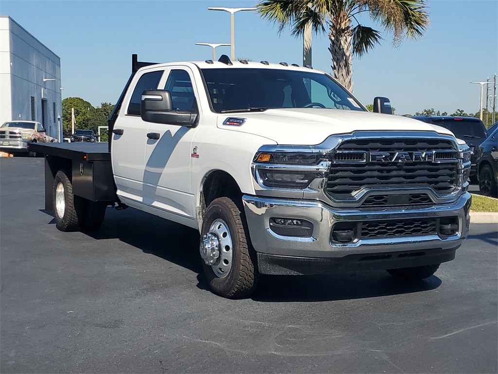 2025 RAM Ram 3500 Chassis Cab Tradesman's photo