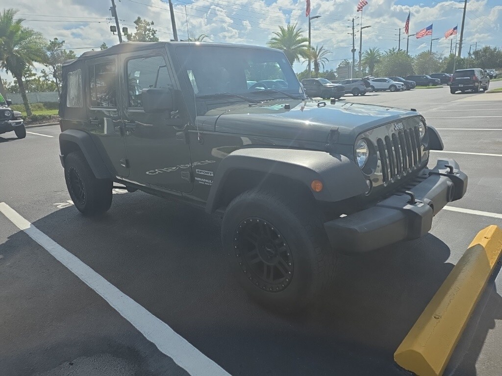 2016 Jeep Wrangler Unlimited Sport photo 2