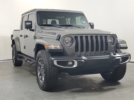 2020 Jeep Gladiator Altitude Truck