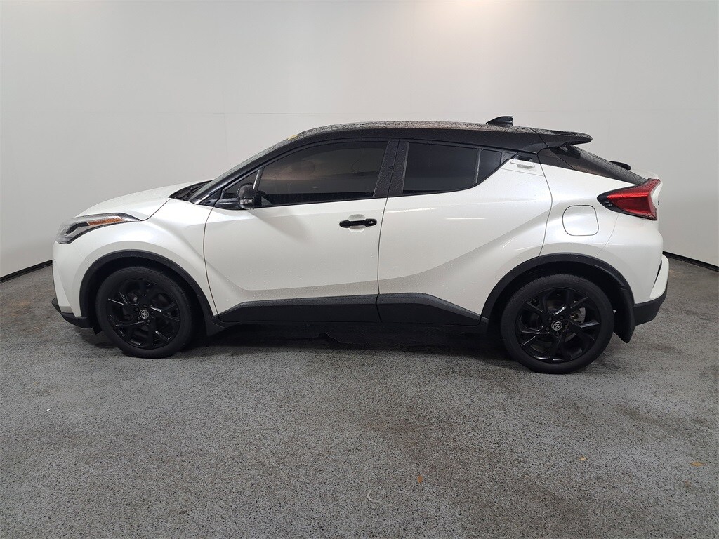 2021 Toyota C-HR Nightshade Edition photo 3