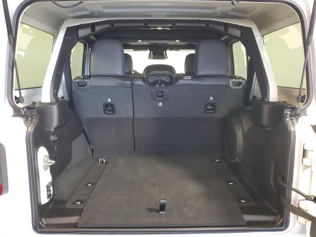 2026 Jeep Wrangler 4-Door Sahara - Photo 24