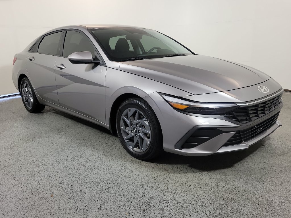 Used 2024 Hyundai Elantra SEL Sedan
