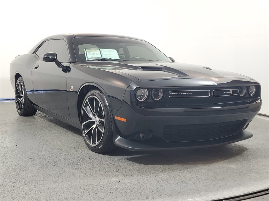 2018 Dodge Challenger Scat Pack's photo