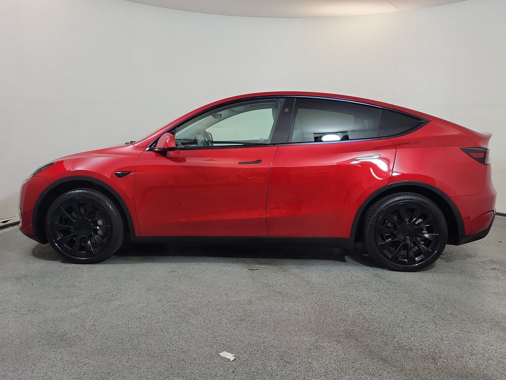 Used 2023 Tesla Model Y Standard Range SUV