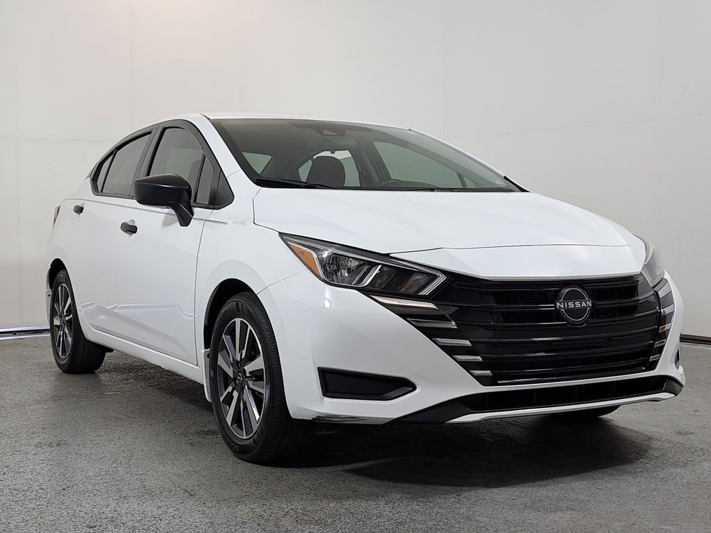 Used 2024 Nissan Versa 1.6 S Sedan
