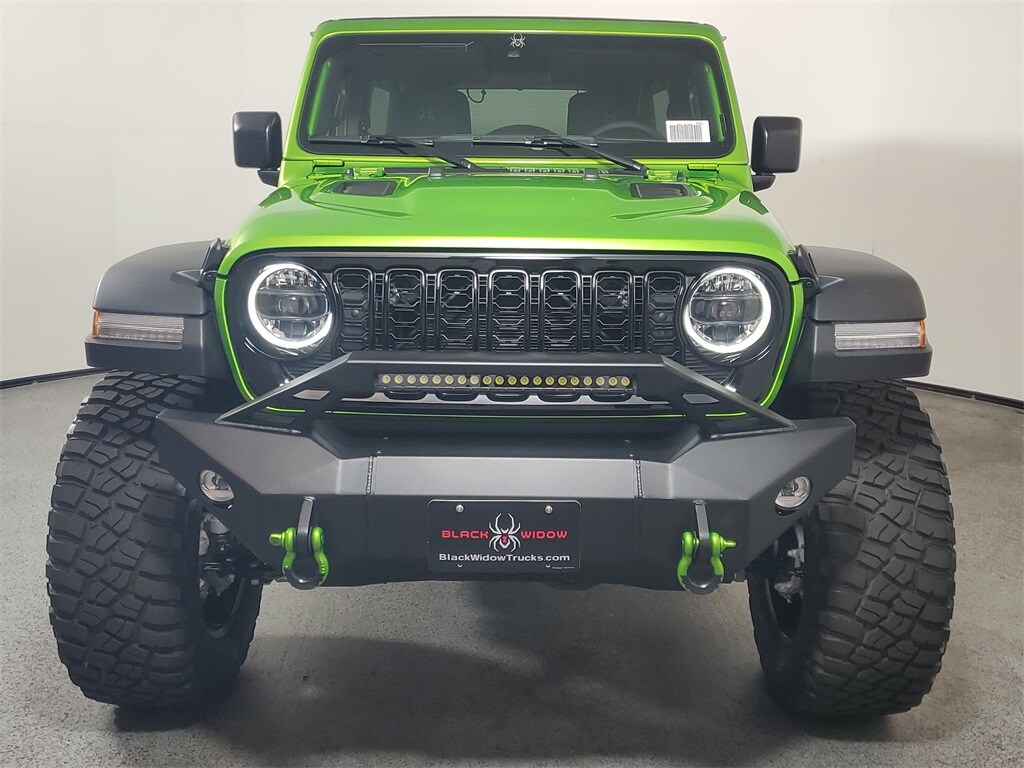 2025 Jeep Wrangler Willys photo 2