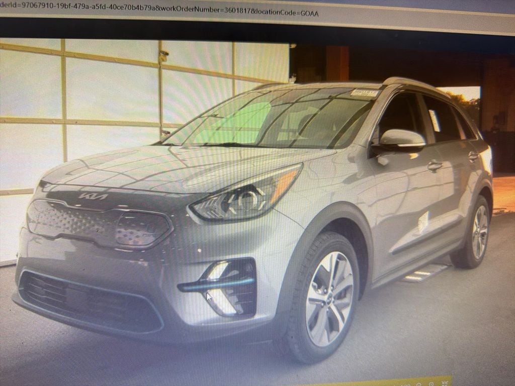 2022 Kia Niro EX EV's photo