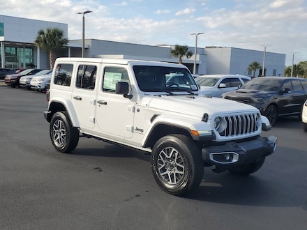 2025 Jeep Wrangler 4-DOOR SAHARA Sport Utility