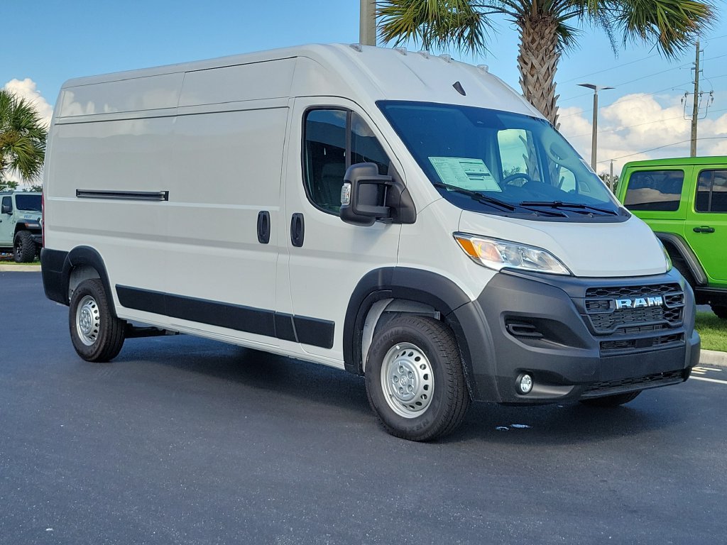 2026 RAM ProMaster Cargo Van Tradesman