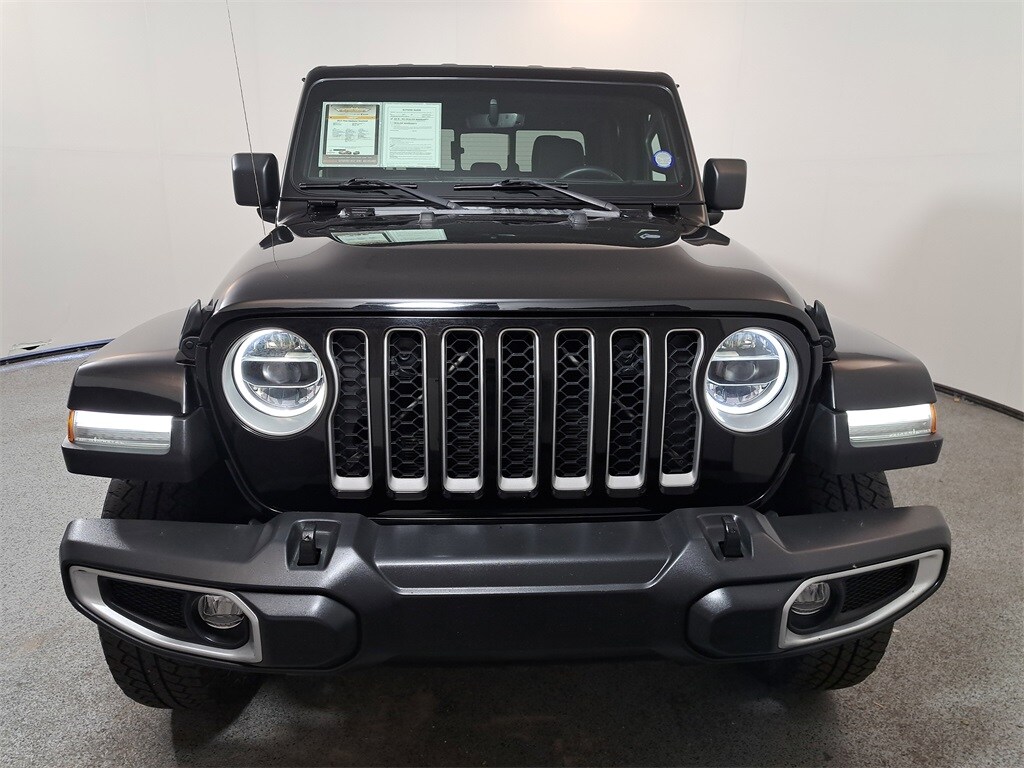 2022 Jeep Gladiator Overland photo 2