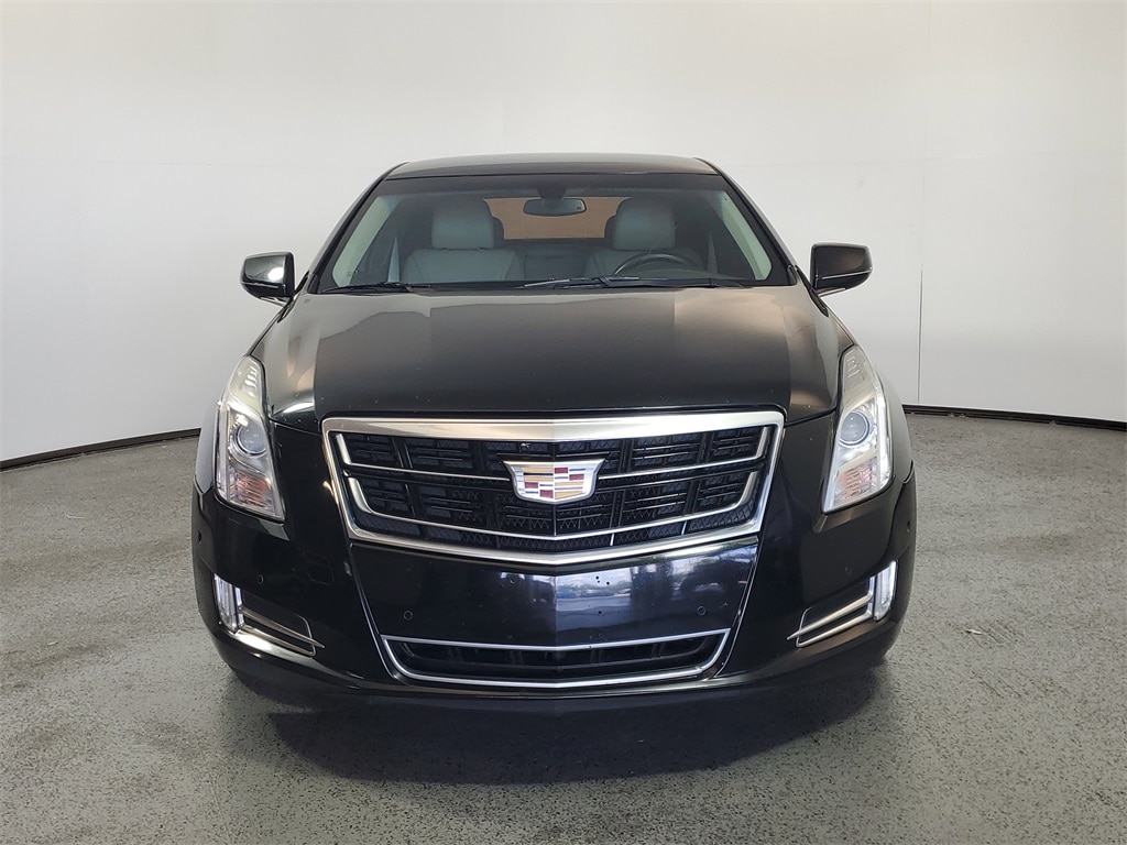 Used 2017 Cadillac XTS Luxury with VIN 2G61M5S31H9200256 for sale in Clermont, FL